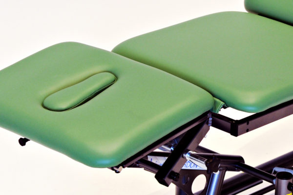 manual physical therapy table, mpt, horizontal sliding head section